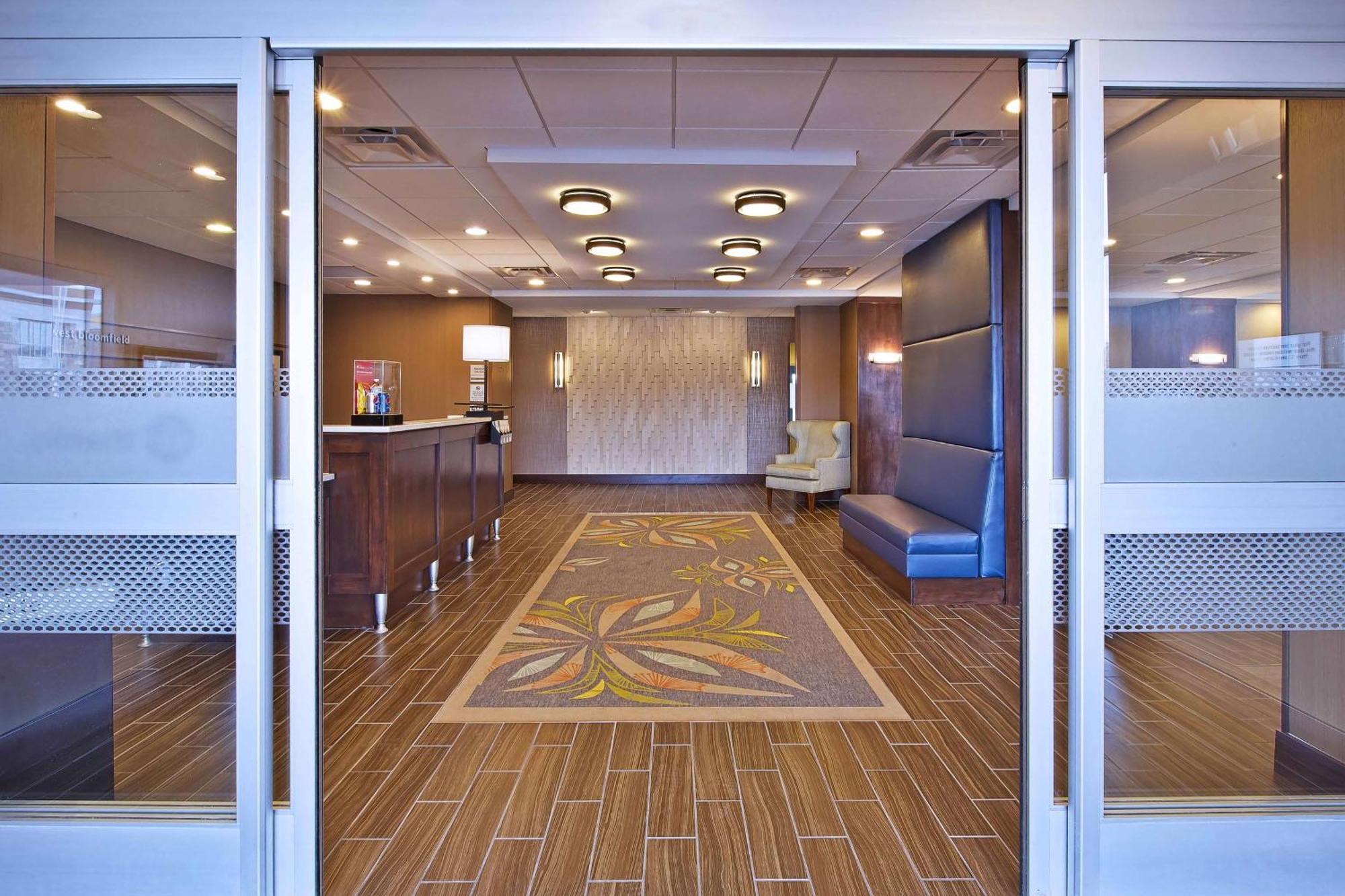 Hampton Inn By Hilton West Bloomfield Novi Farmington Hills Exteriör bild