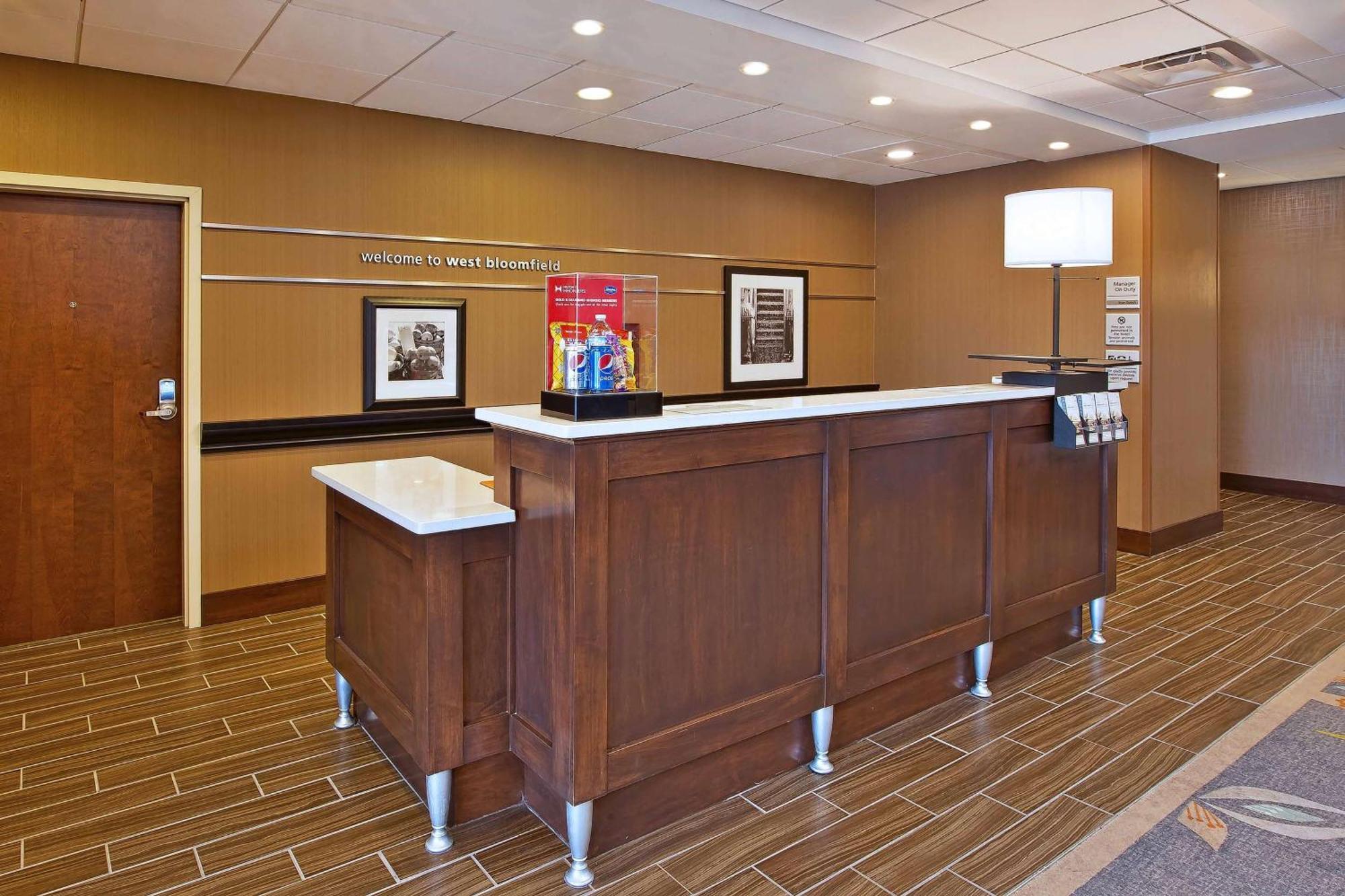 Hampton Inn By Hilton West Bloomfield Novi Farmington Hills Exteriör bild